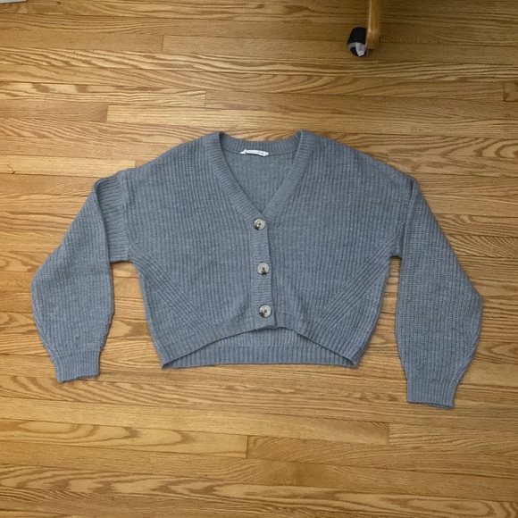 Blue notes Cropped Gray Knit Sweater - Picture 1 of 1